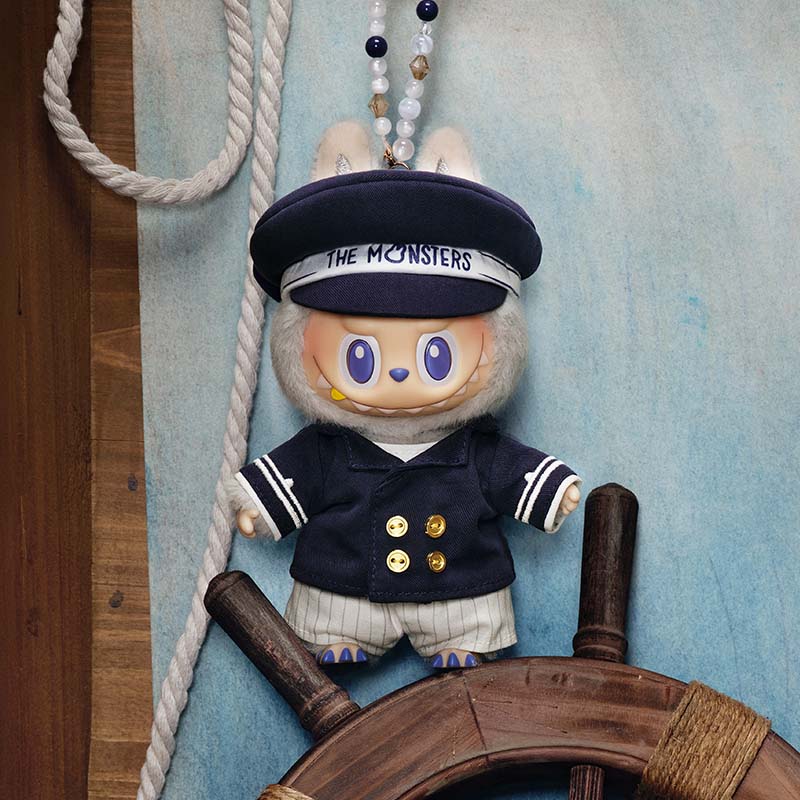 POPLAND Monsters De Vliegende LABUBU Series Captain Vinyl Plush Hanging Card