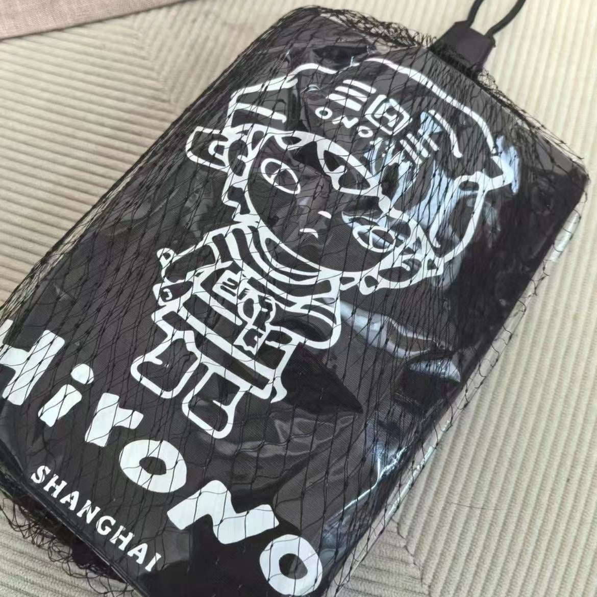 Hirono shanghai shopping bag
