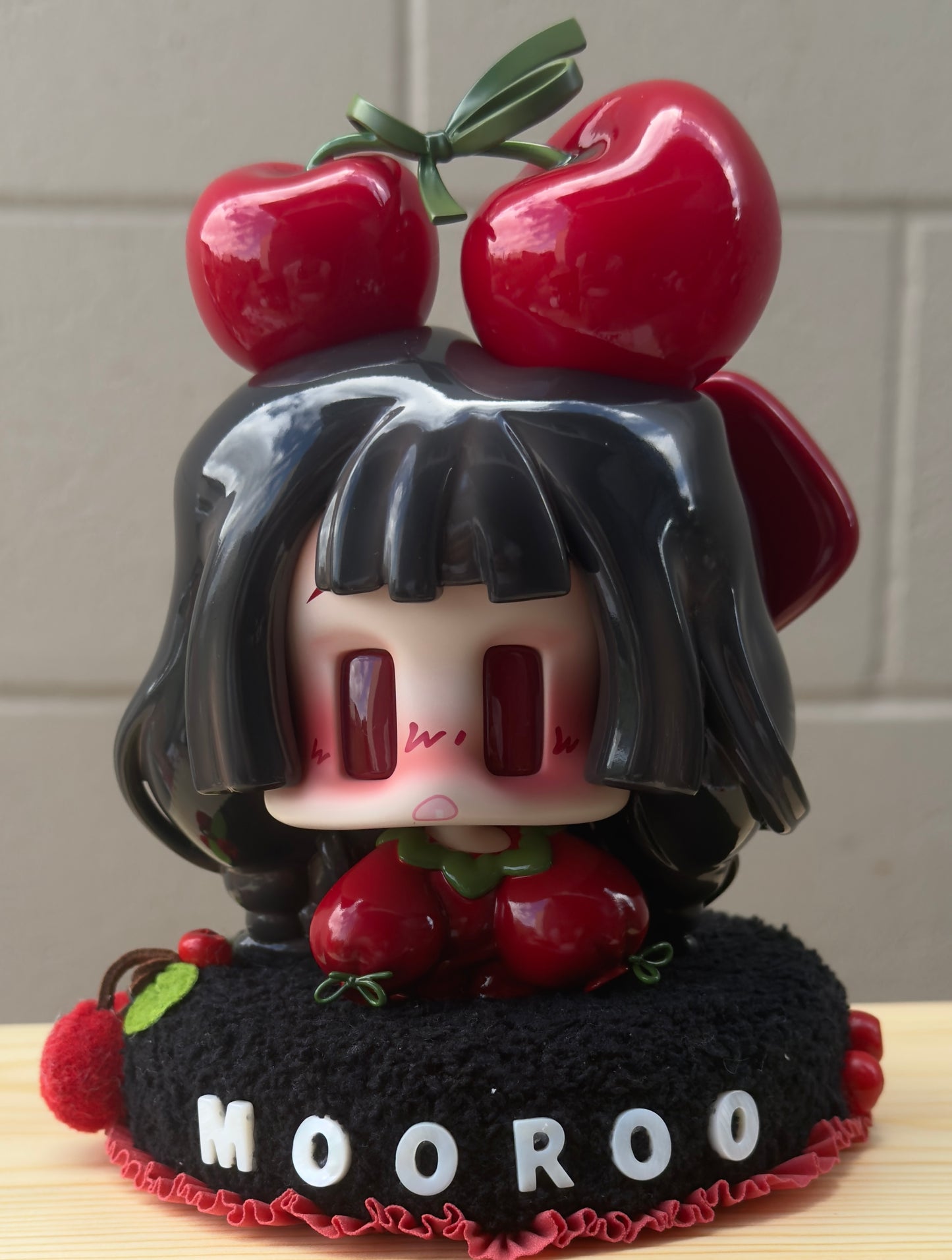 Figurine Riser Cushion Stand