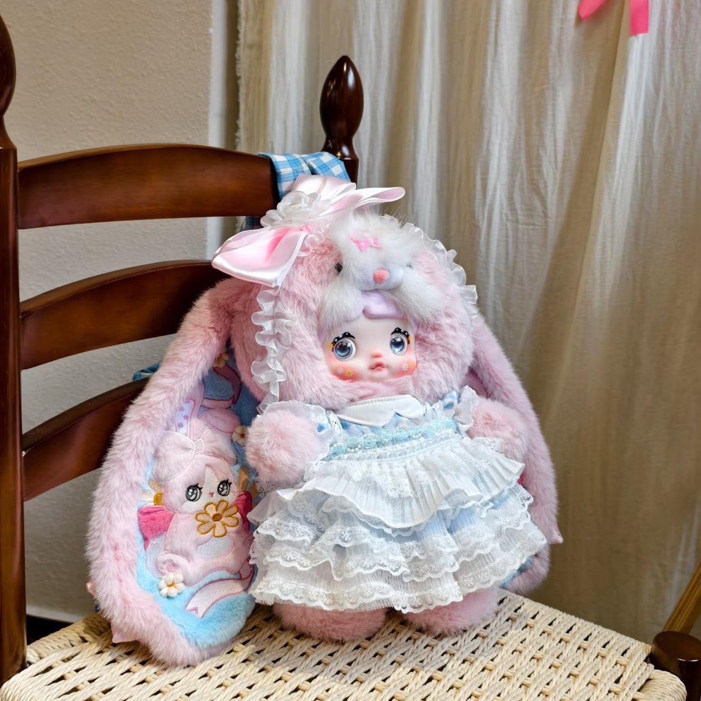 Nommi 400% Little Daisy Hanging Card