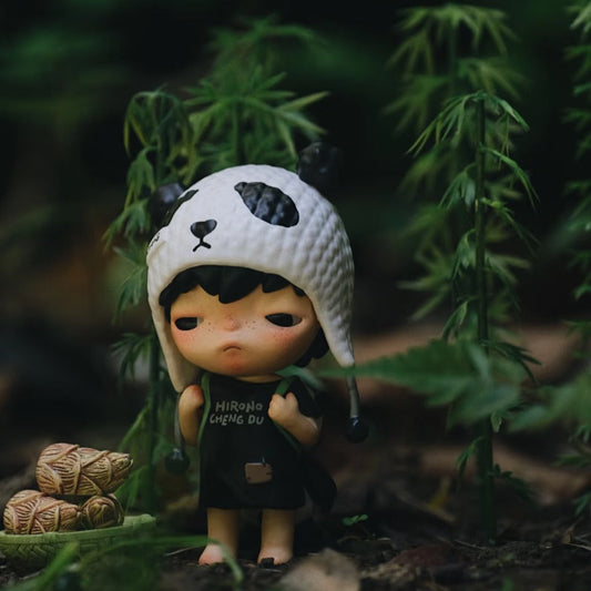 Hirono Stray Panda Hanging Card