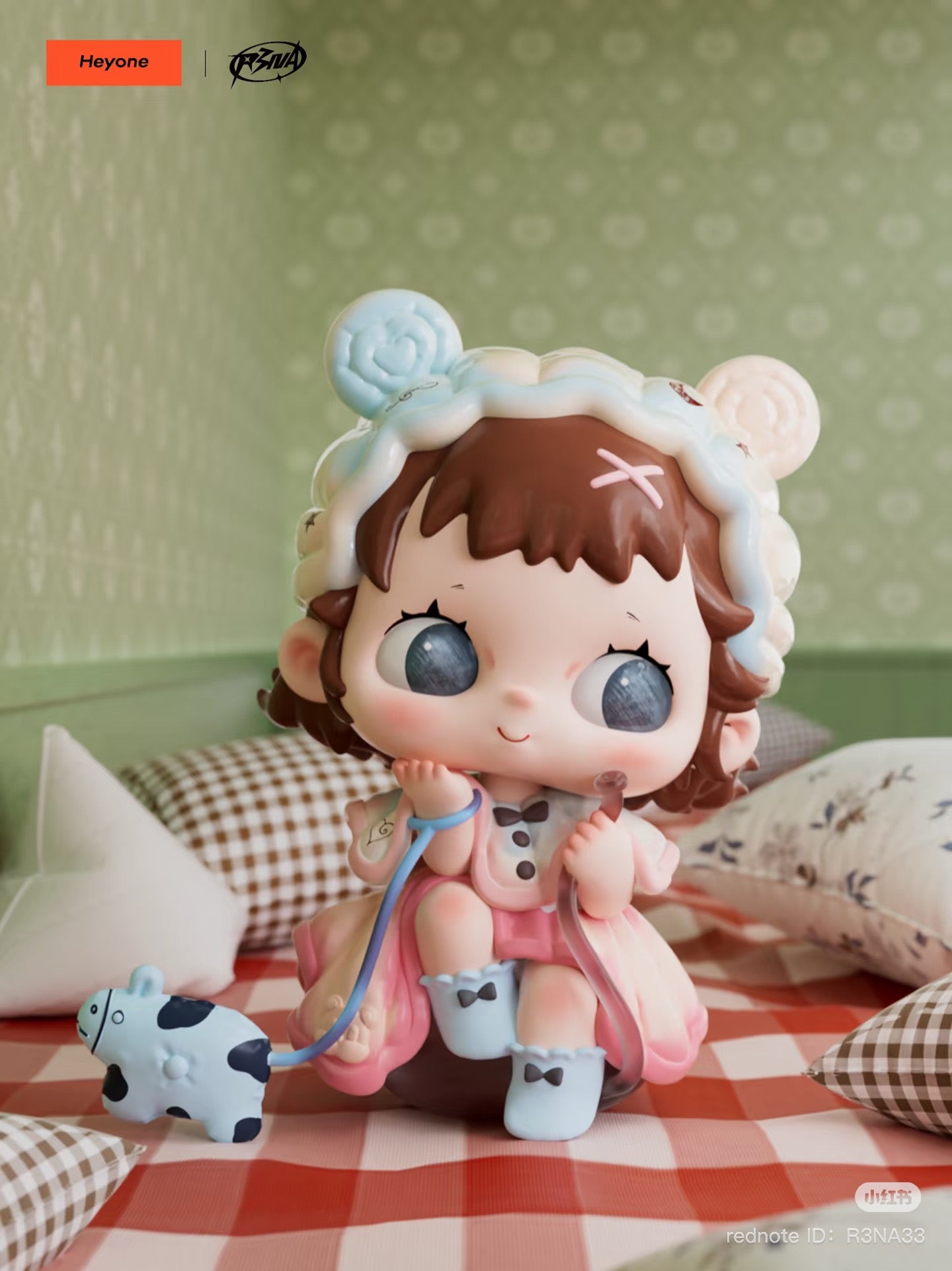 Heyone R3NA Out of Focus Figure Blind Box