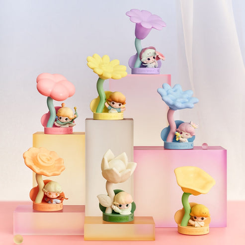 (Pre-Order)DIMOO Moments in Bloom Series - Sensor-activated Nightlight Series Blind Box