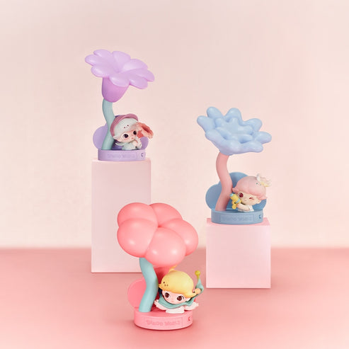 (Pre-Order)DIMOO Moments in Bloom Series - Sensor-activated Nightlight Series Blind Box