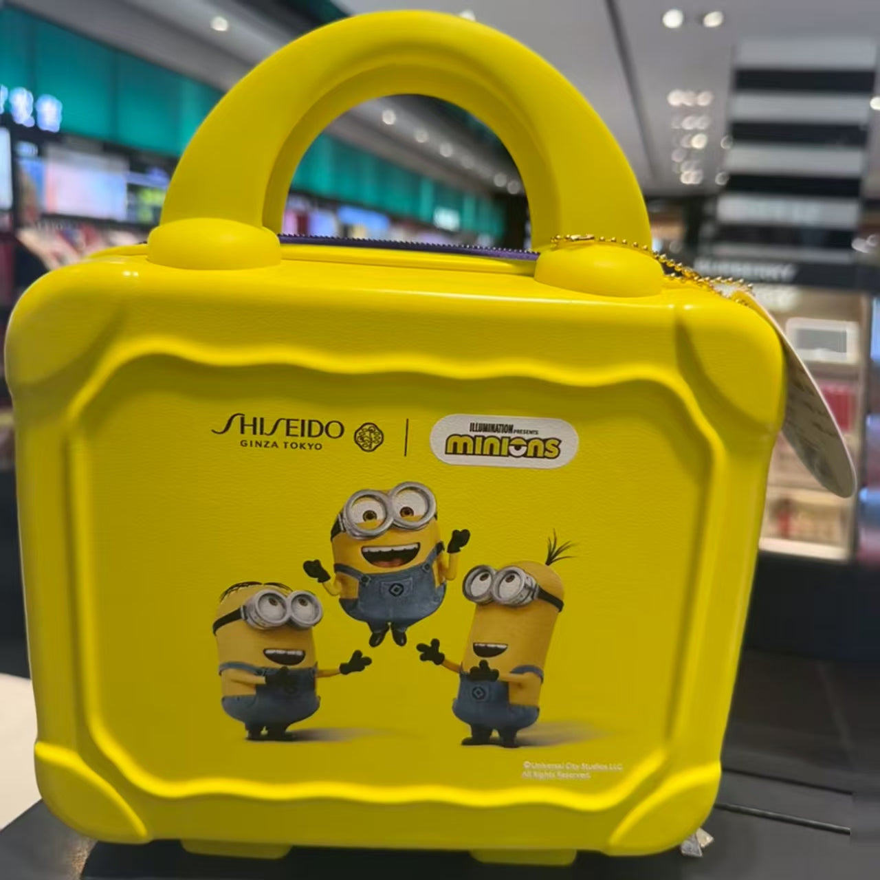 Shiseido Minions Limited Mini Makeup Carry Case