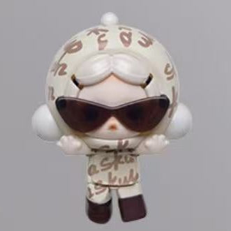 θ Skullpanda Off Mode Series Small Figures