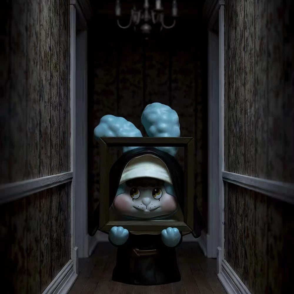 (Pre-Order) LITTLE BUNS The Conjuring Universe Series Gigures Blind Box