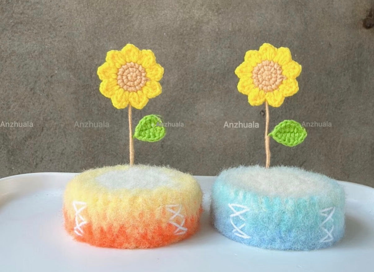 Figurine Riser Cushion Stand