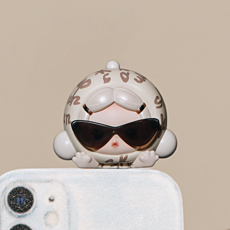 θ Skullpanda Off Mode Series Small Figures