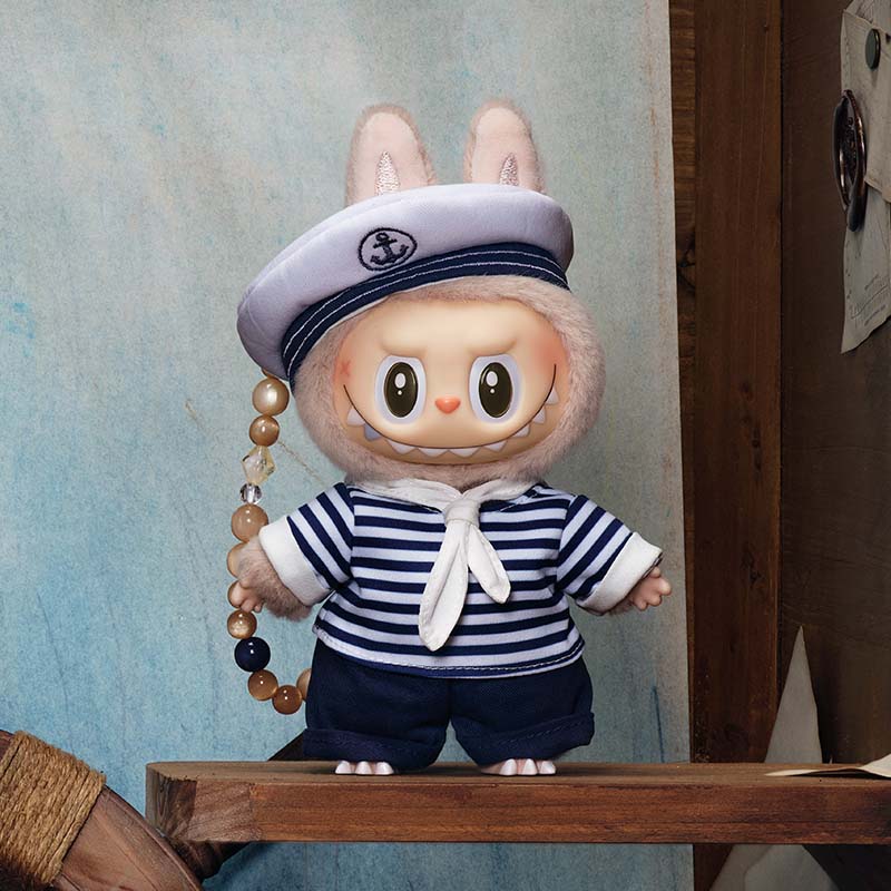 (Pre-Order)POPLAND The Monsters De Vliegende LABUBU Series Sailor Vinyl Plush Hanging Card