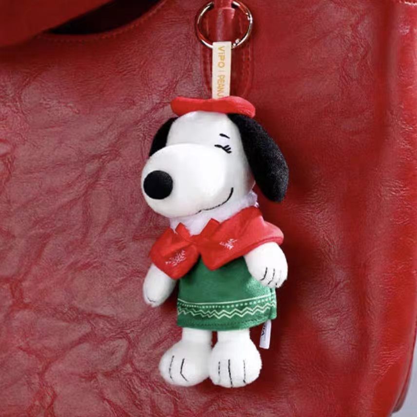 (Pre-0rder) VIPO × PEANUTS Winter Series Plush Keychain Blind Box