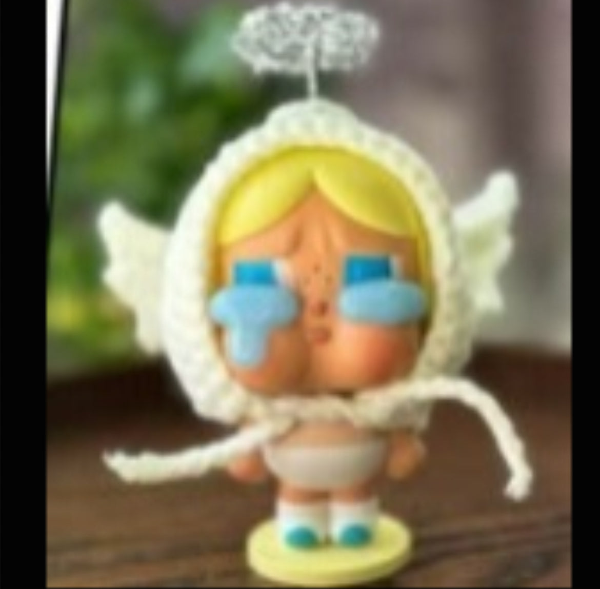 tara - confirmed 6 outfits