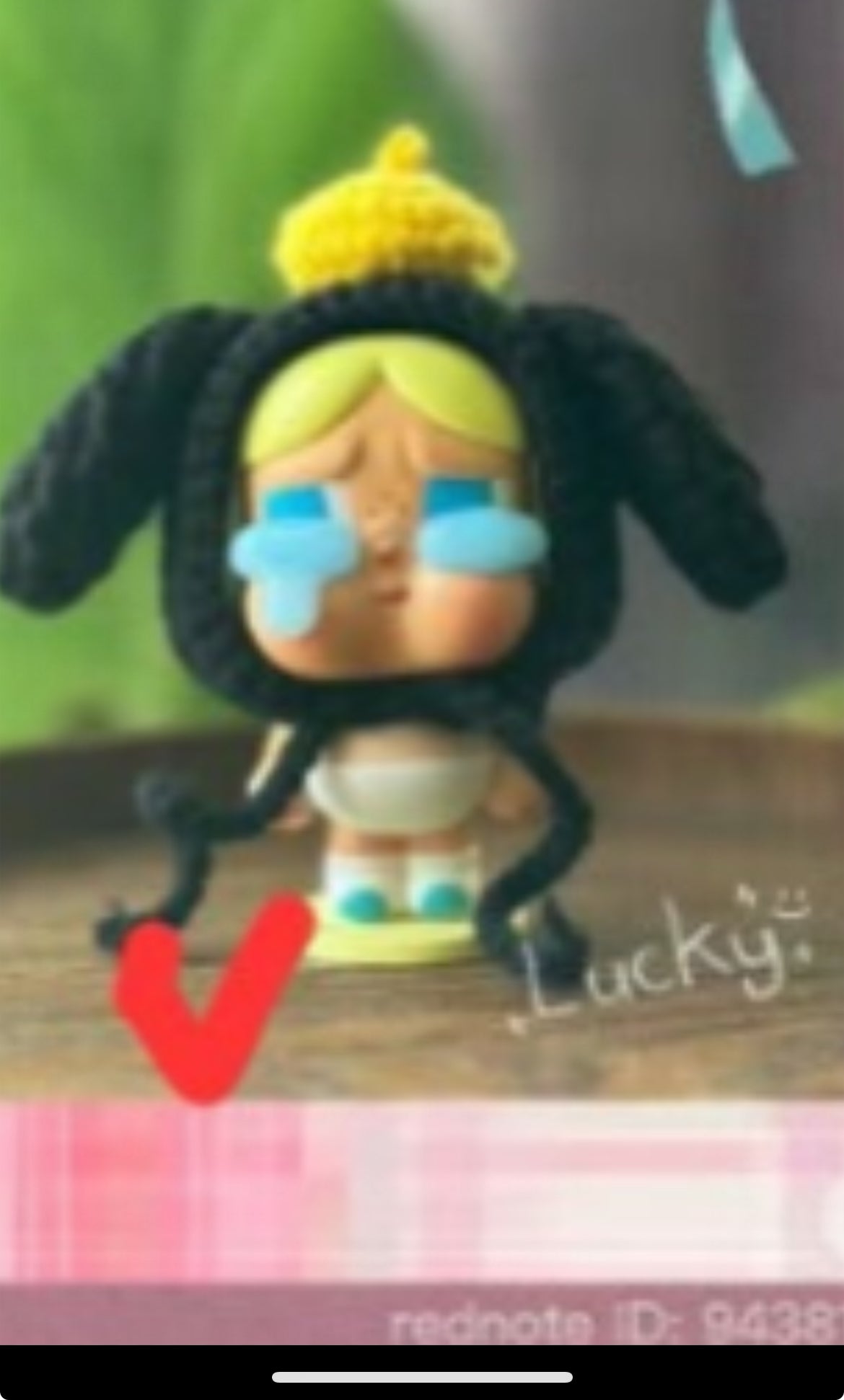 tara - confirmed 6 outfits
