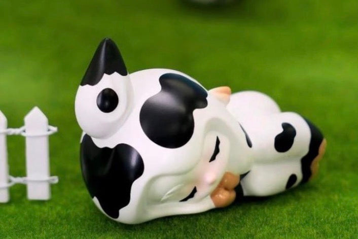 Niki-Chaka Lying Down