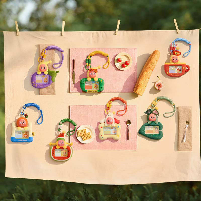 (Pre-order) Twinkle Twinkle Live the Ordinary Series - Card holder Blind Box