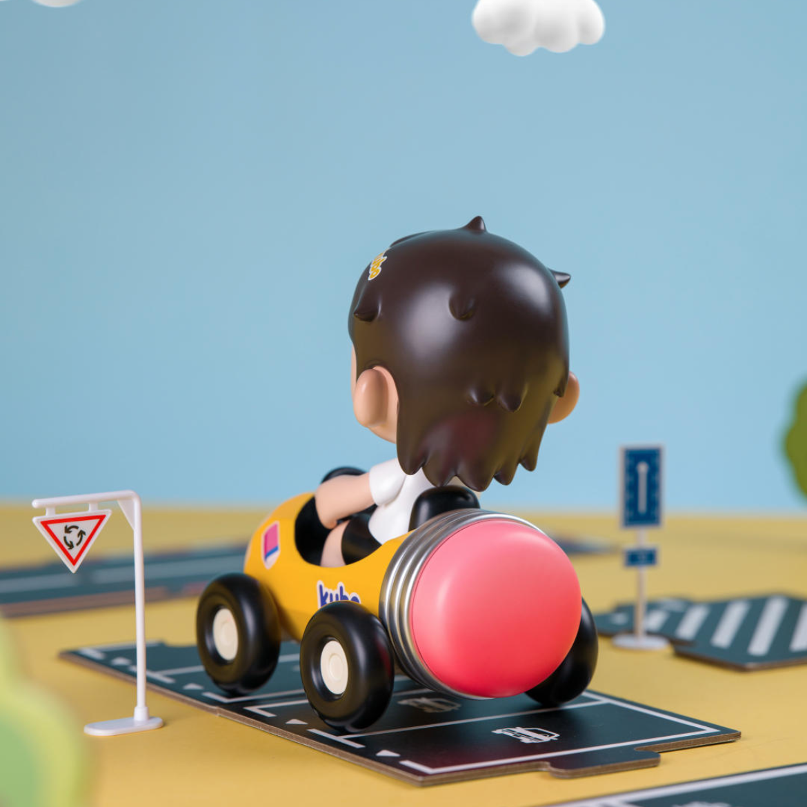 (Pre-order) Kubo Go For A Ride Figurine