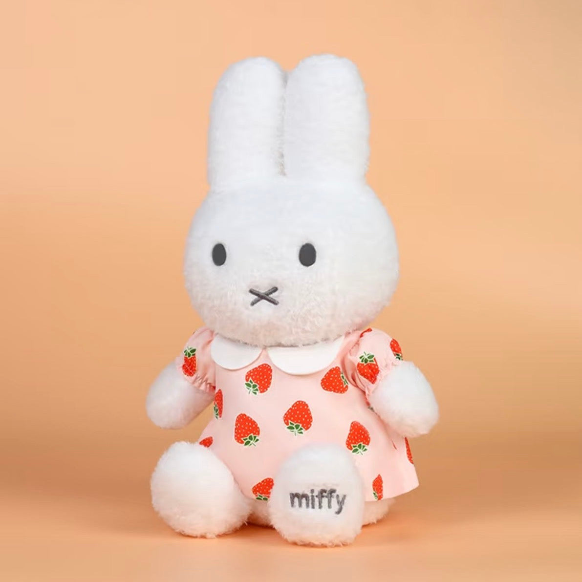 (Pre-Order) VIPO · Real Miffy Strawberry Outfit Plushie
