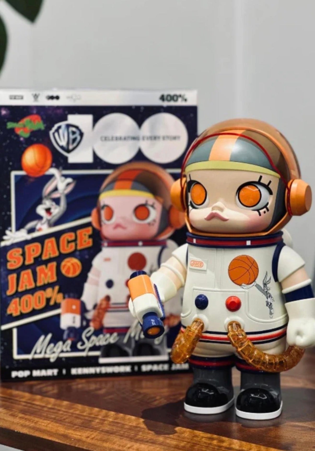 Molly Space Jam 400%