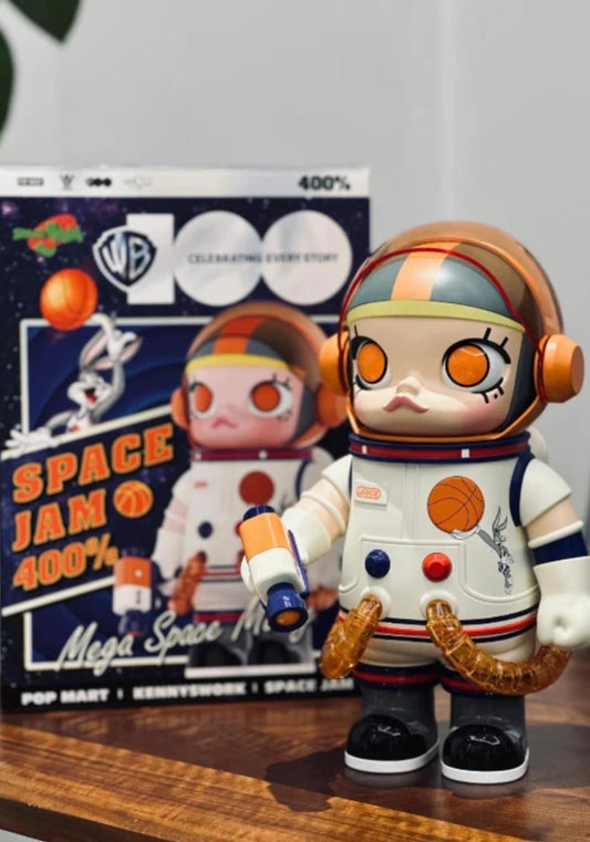 Molly Space Jam 400%