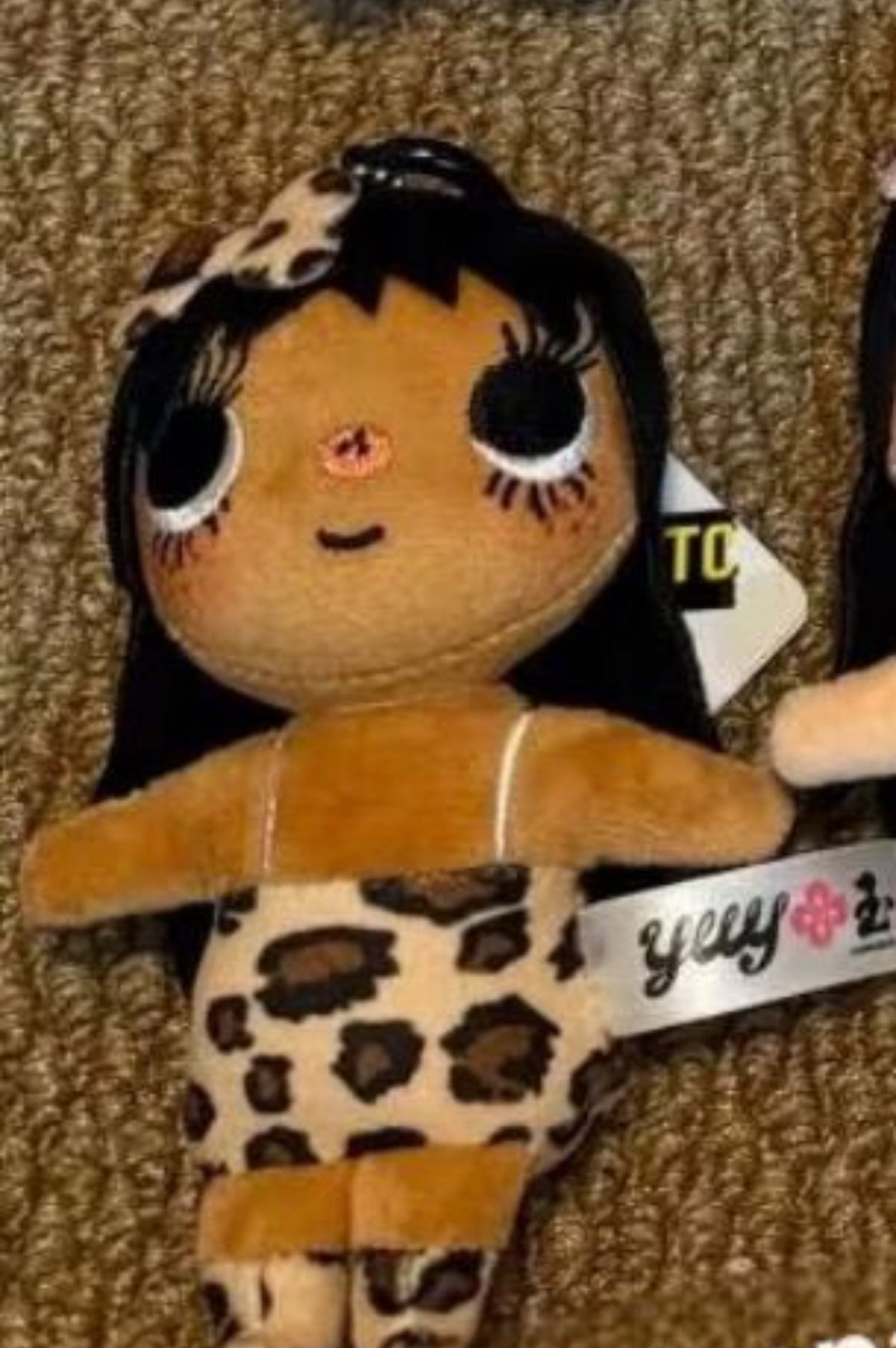 (Pre-order) Yuy plush phone case marches