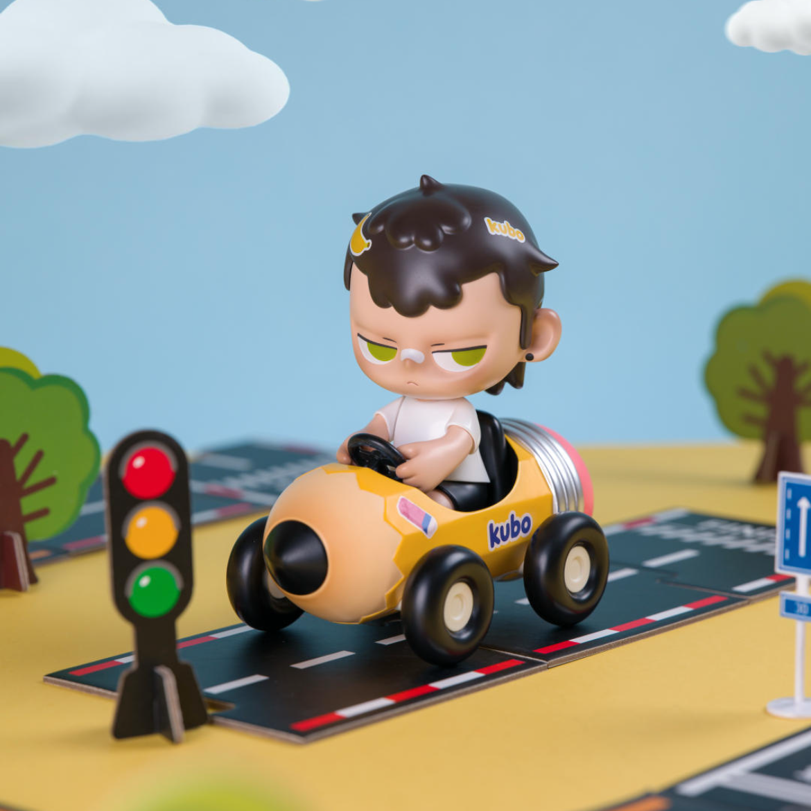 (Pre-order) Kubo Go For A Ride Figurine