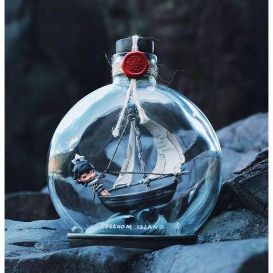 (Pre-Order)Hirono Living Wild Freedom Island Drift Bottle Figurine