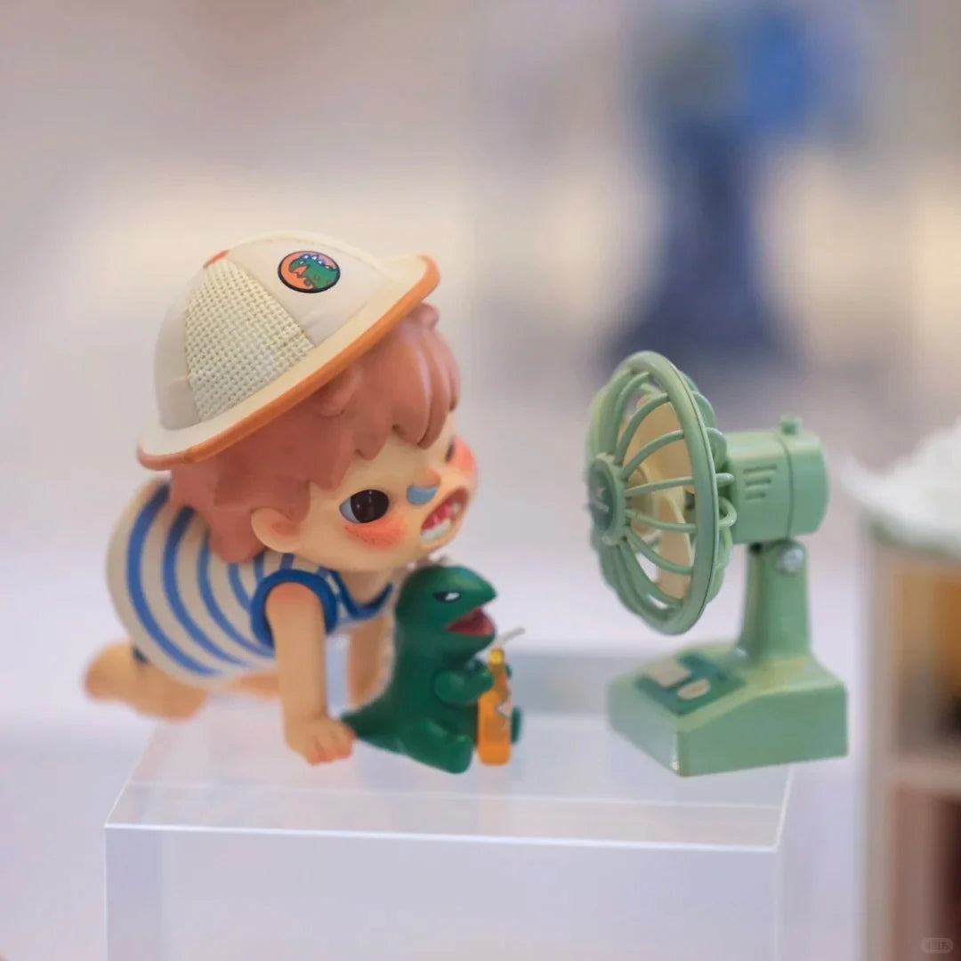 Hirono The wind blows through the mid-summer Hanging Card