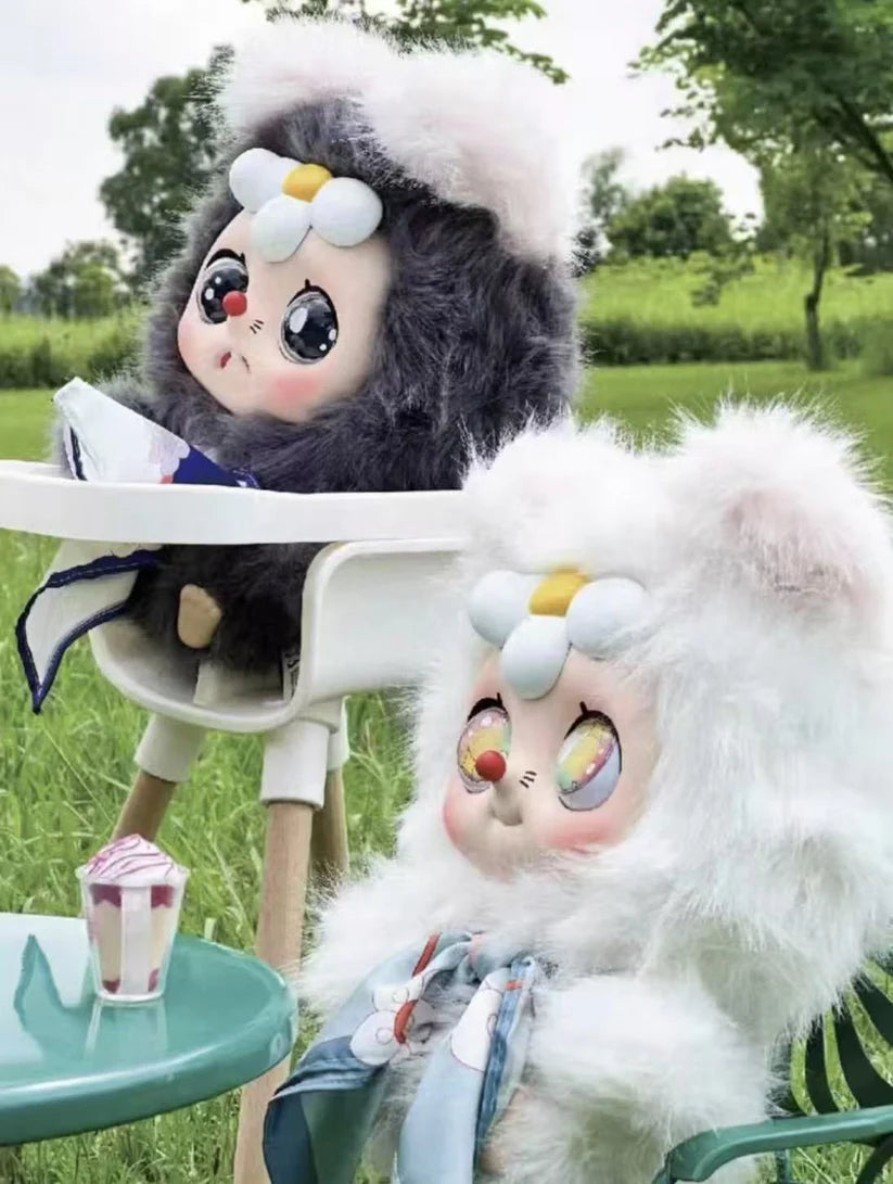 Moodeverse 400% Plush toy doll