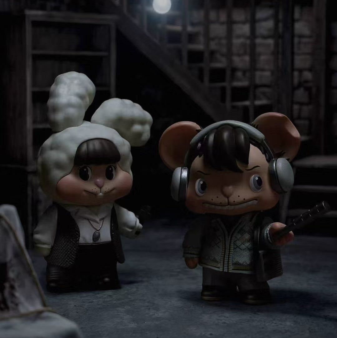 (Pre-Order) LITTLE BUNS The Conjuring Universe Series Gigures Blind Box