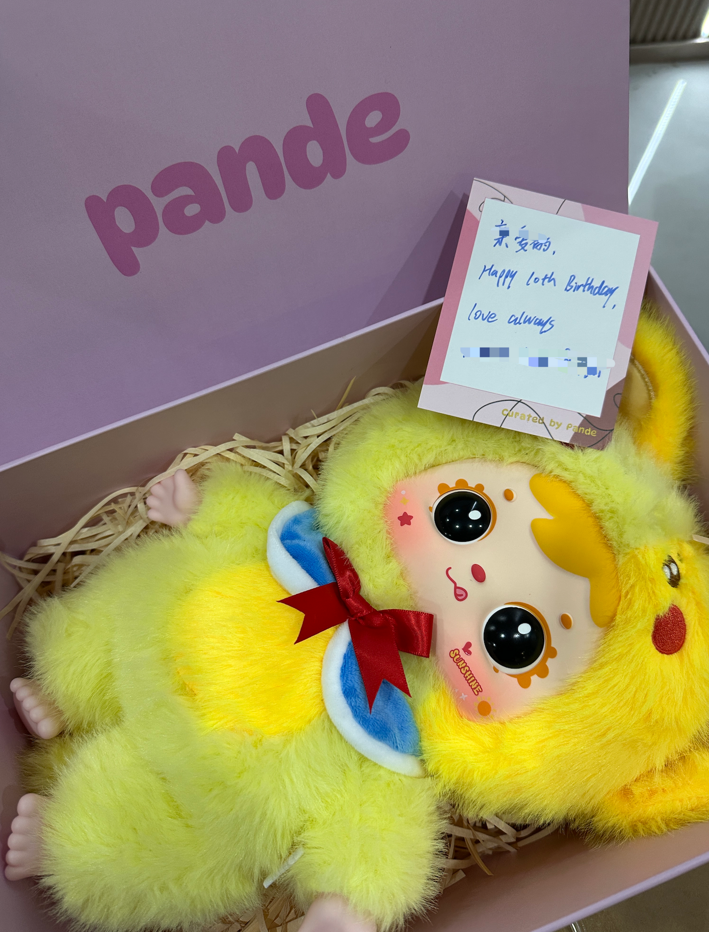 Personalized Gift Box with Greeting Card & Handwritten Message Service – Fits LiiLa 600% and Other Large 400% Doll