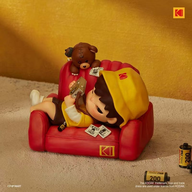 (Pre-Order) Hirono x Kodak Click Figure
